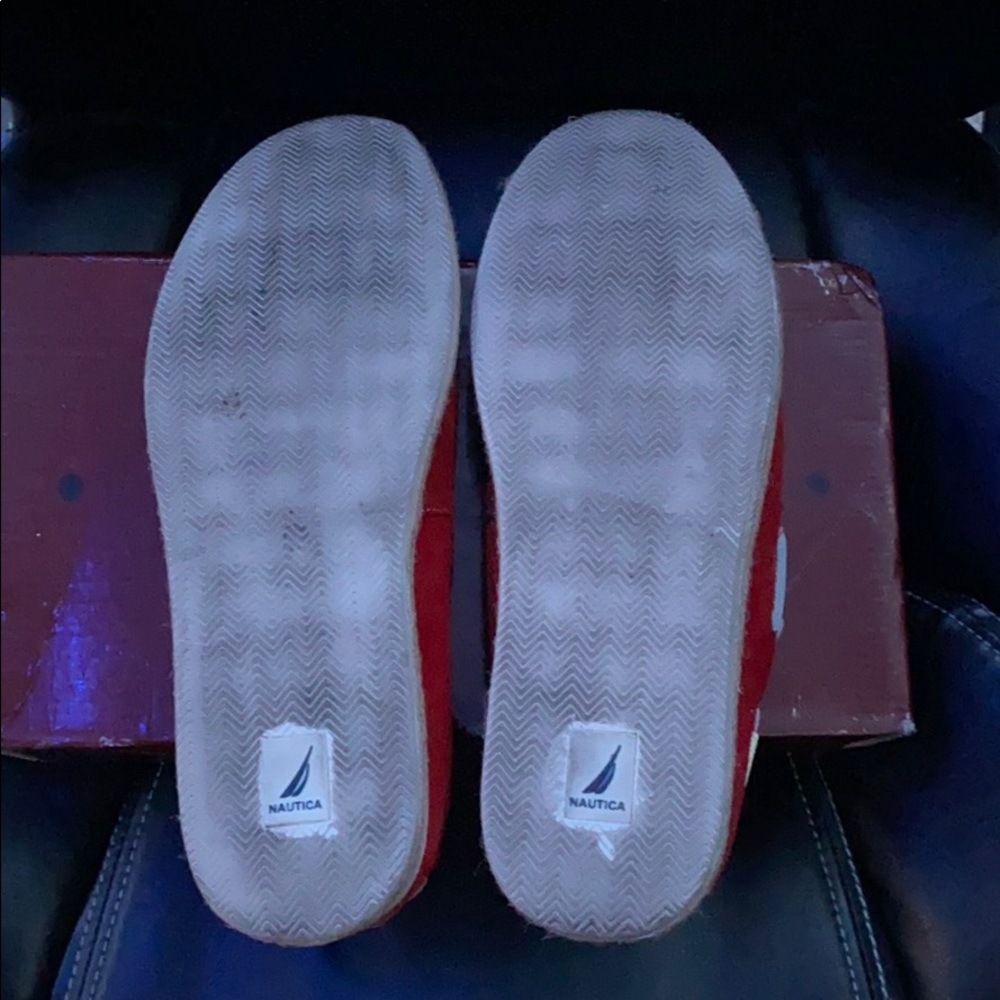Shoes - Picture 3 of 4